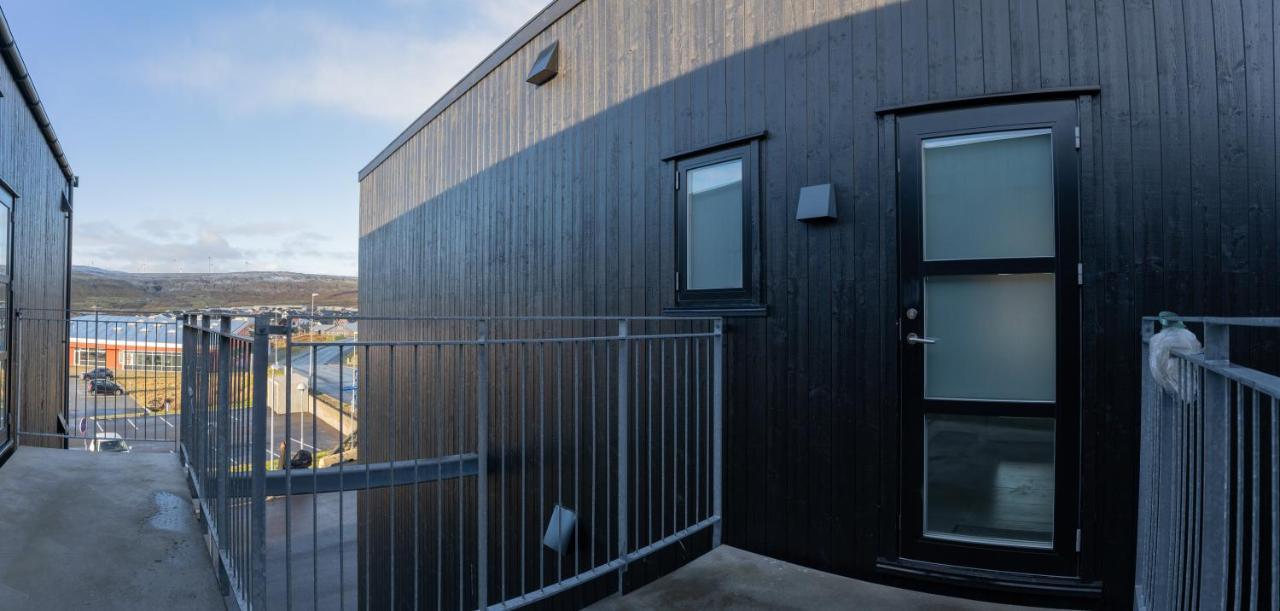 New 2 Bedroom Apt - Ocean And Mountain View Tórshavn Exteriör bild